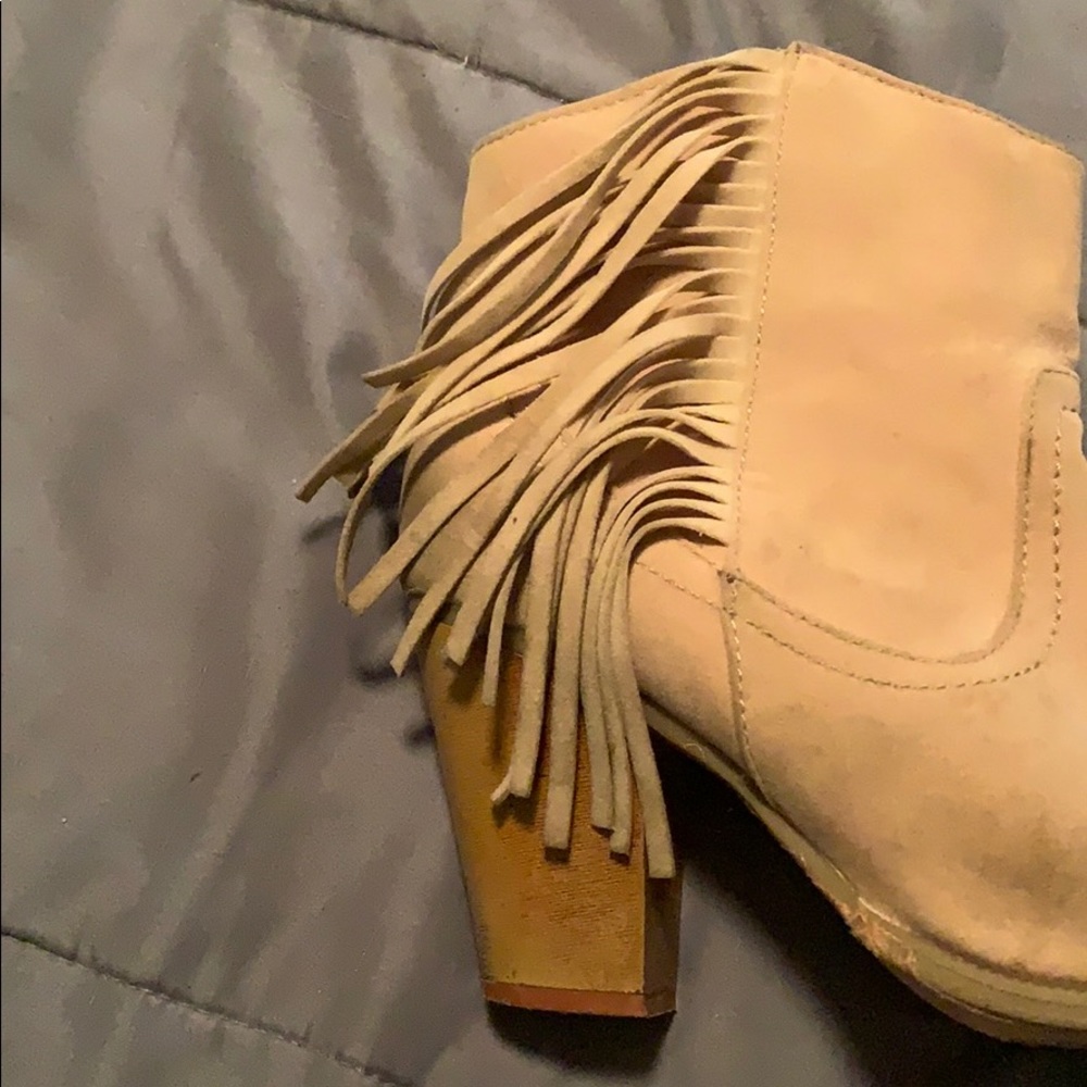 Booties - Picture 3 of 4